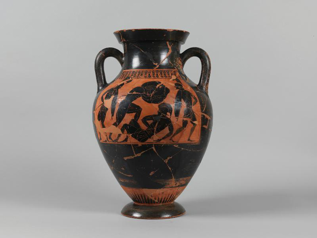 Amphoras là khởi đầu cho bình thở rượu vang - Decanter ngày nay