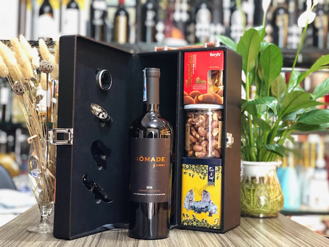 Mua rượu vang để biếu tặng cực xịn xò tại Sàn Đồ Uống 24h