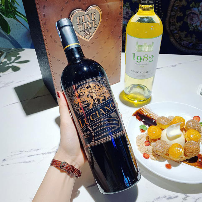 Rượu vang có hạn sử dụng không khi đã được mở nút