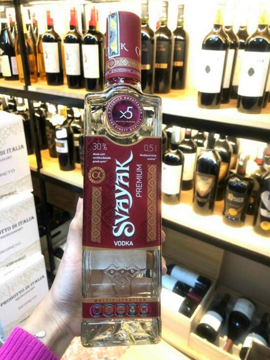 Vodka Svayak là một trong các loại rượu mạnh đến từ Nga nổi tiếng