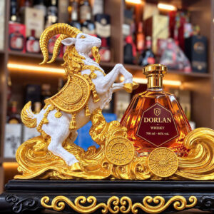Rượu Linh Vật Dê Vàng Thần Thoại Kèm Chai Rượu Dorlan Whisky